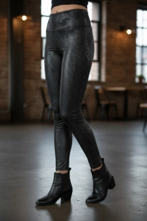 Dámské koženkové legíny Fashion černé vzor